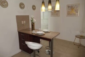 Ecuabook Torre Del Sol +593 939849621