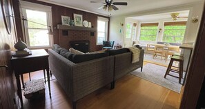 Living room (small tv added after photo)