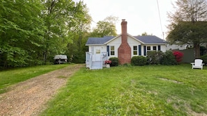 Cottage front