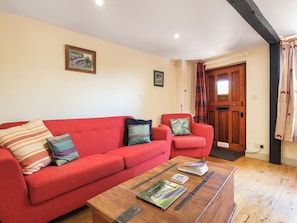 Living area | Bramblefield Cottage, All Berkshire
