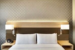 Unit with King size bed