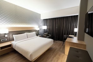Unit with King size bed