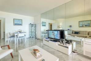 Wohn- und Esszimmer
