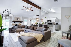 Perfectly designed to accommodate all your family and friends comfortably. 