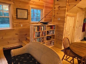 living / dining area