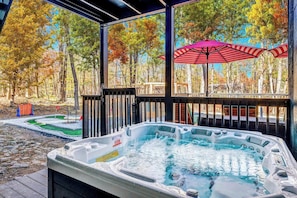 Bain à remous extérieur