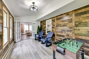 Spielezimmer
