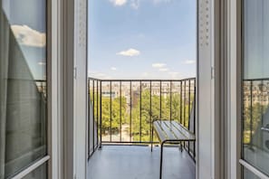 The balcony