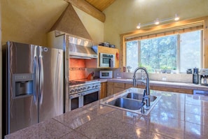 Prepare your favorite meals in the full kitchen 