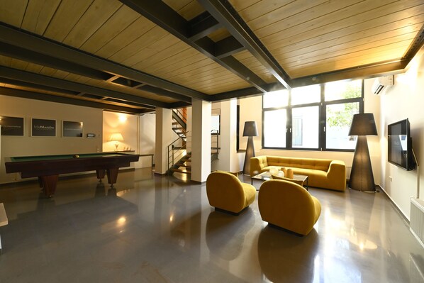 Game room