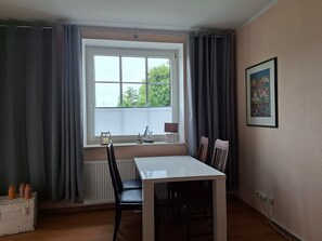 Essecke im Wohnzimmer