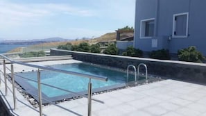 Utomhuspool