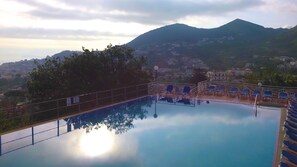 Piscina all'aperto