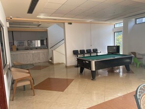 Spielezimmer