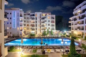 Front of property – evening/night