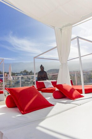 Rooftop pool