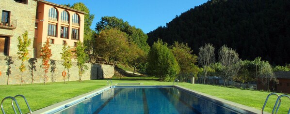 Utomhuspool