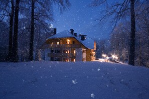 Front of property – evening/night