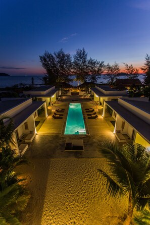 Front of property - evening/night