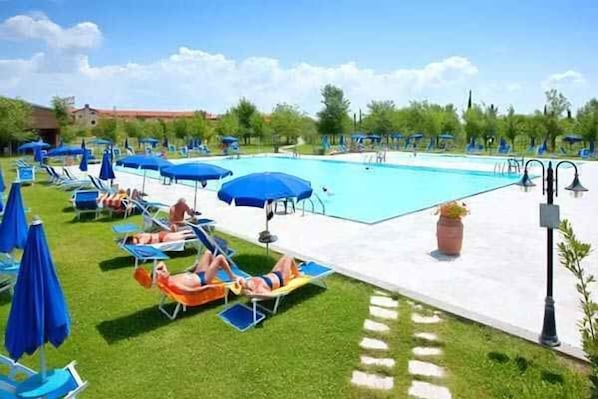 Utomhuspool