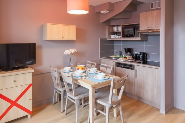 Private kitchenette