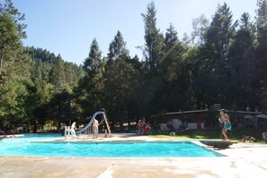 Alberca al aire libre