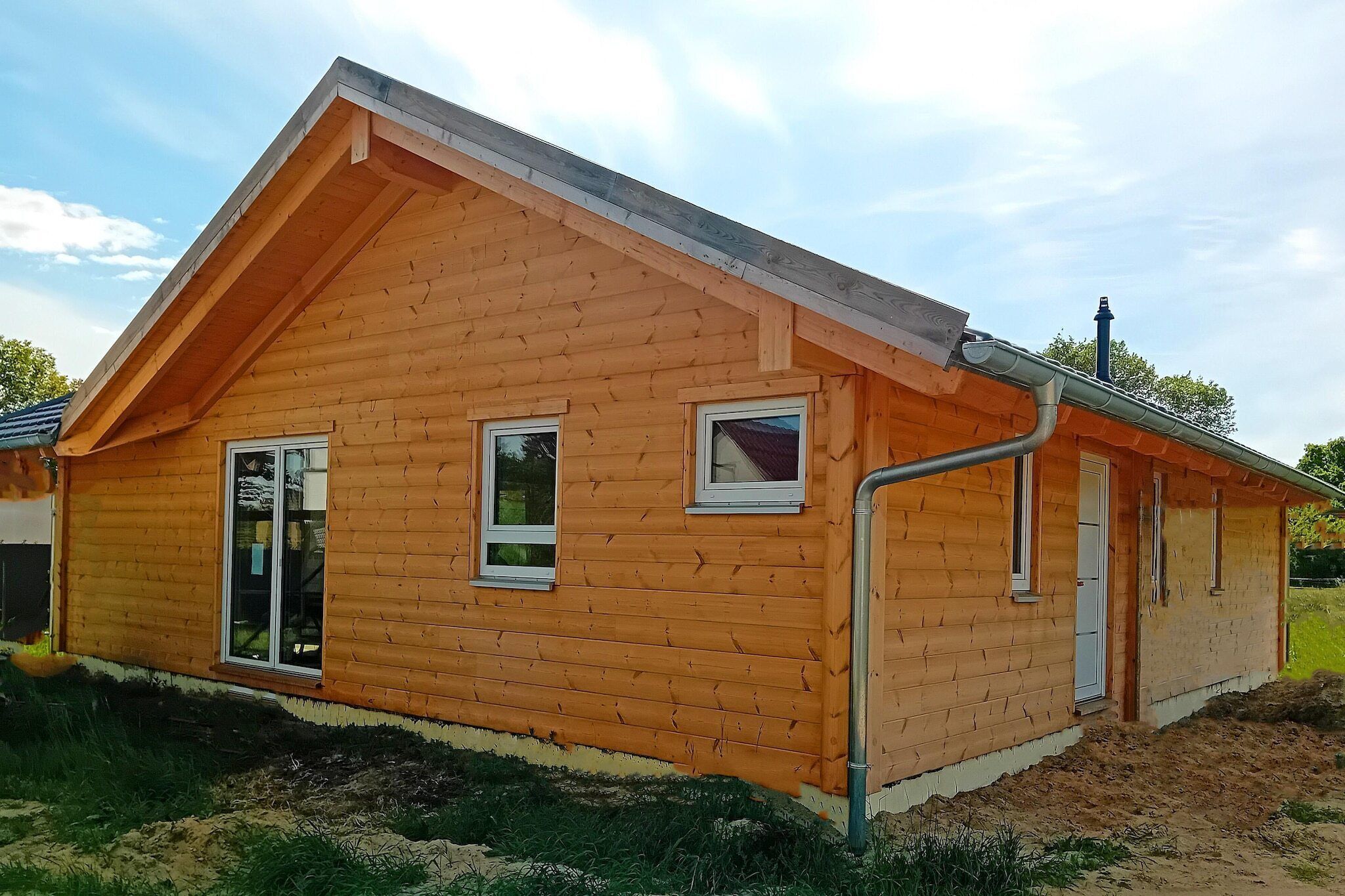 Stugans exteriör [sommar]