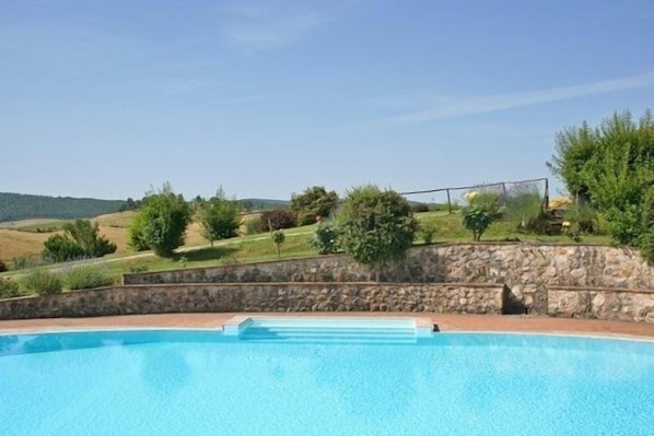 Utomhuspool