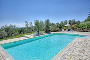 Utomhuspool