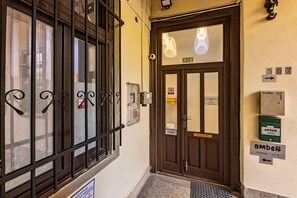 Entrada (vista interior)