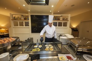 Buffetaamiainen