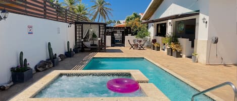 Piscine extérieure