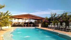 Utomhuspool