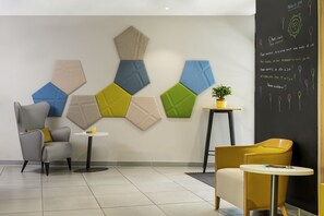 Sala de estar en el lobby