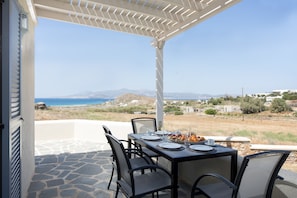Beach/ocean view