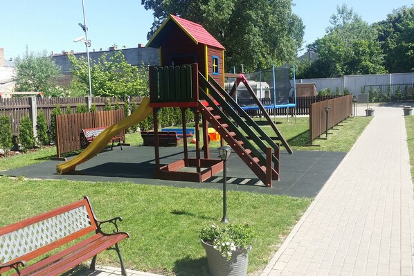 Lasten alue