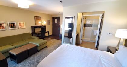 Staybridge Suites Eau Claire - Altoona, an IHG Hotel