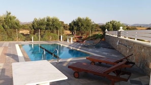 Utomhuspool