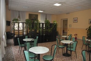 Siddeområde i lobbyen