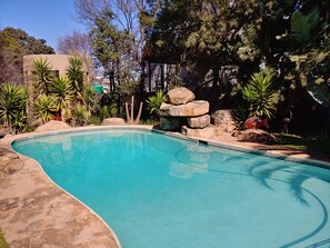 Utomhuspool