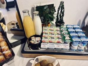 Breakfast buffet