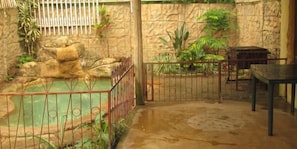 Utomhuspool