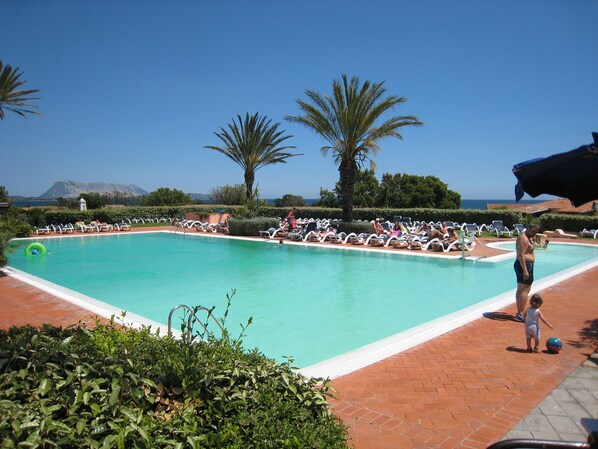 Utomhuspool