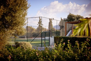 Tennis court