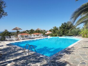 Utomhuspool