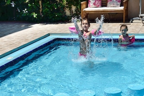Utomhuspool