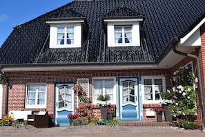 Sisäänkäynti