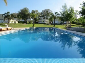 Utomhuspool