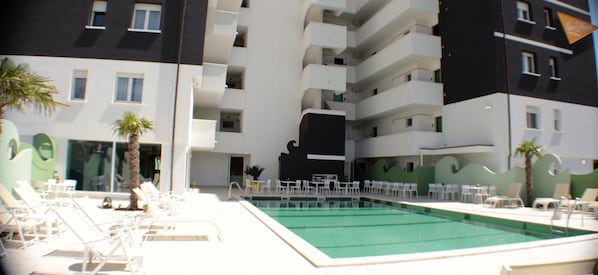 Utomhuspool