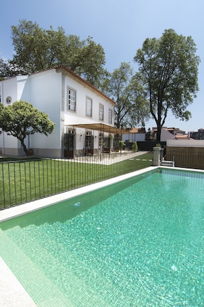 Utomhuspool